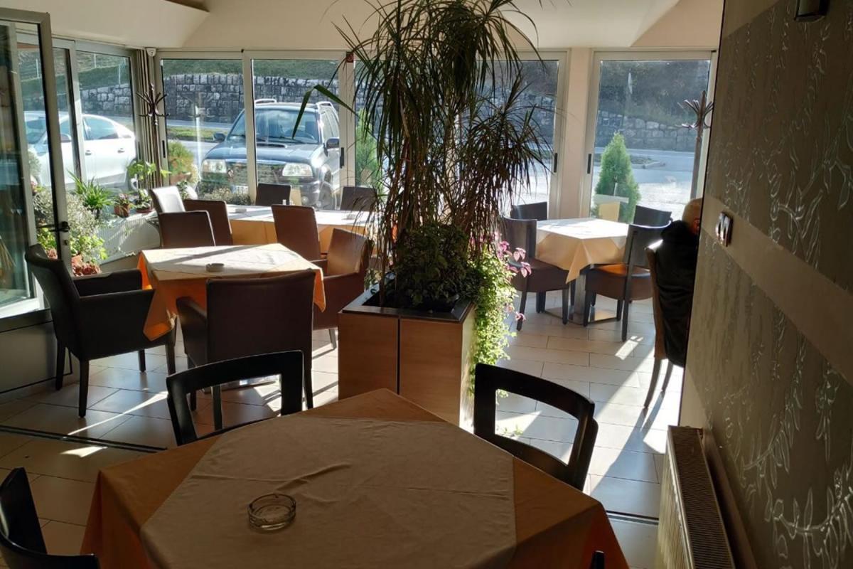 Restoran Filipovic Hotel Nova Varoš Eksteriør billede