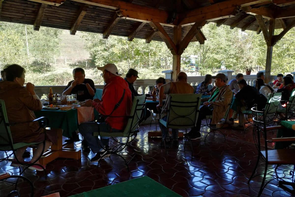 Restoran Filipovic Hotel Nova Varoš Eksteriør billede