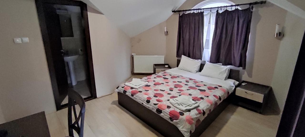 Restoran Filipovic Hotel Nova Varoš Eksteriør billede