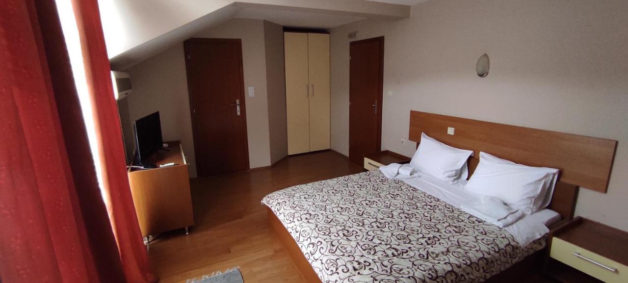 Restoran Filipovic Hotel Nova Varoš Eksteriør billede